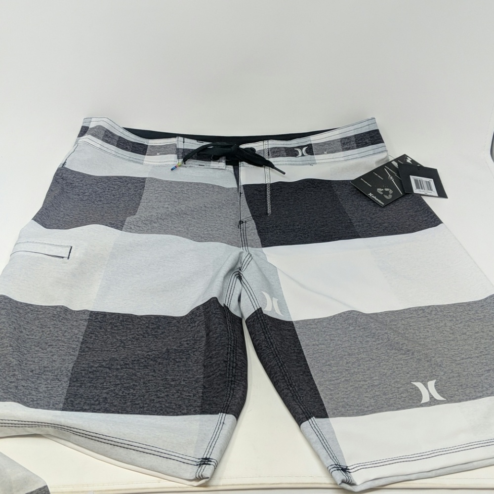 NWT Hurley Shorts 1C